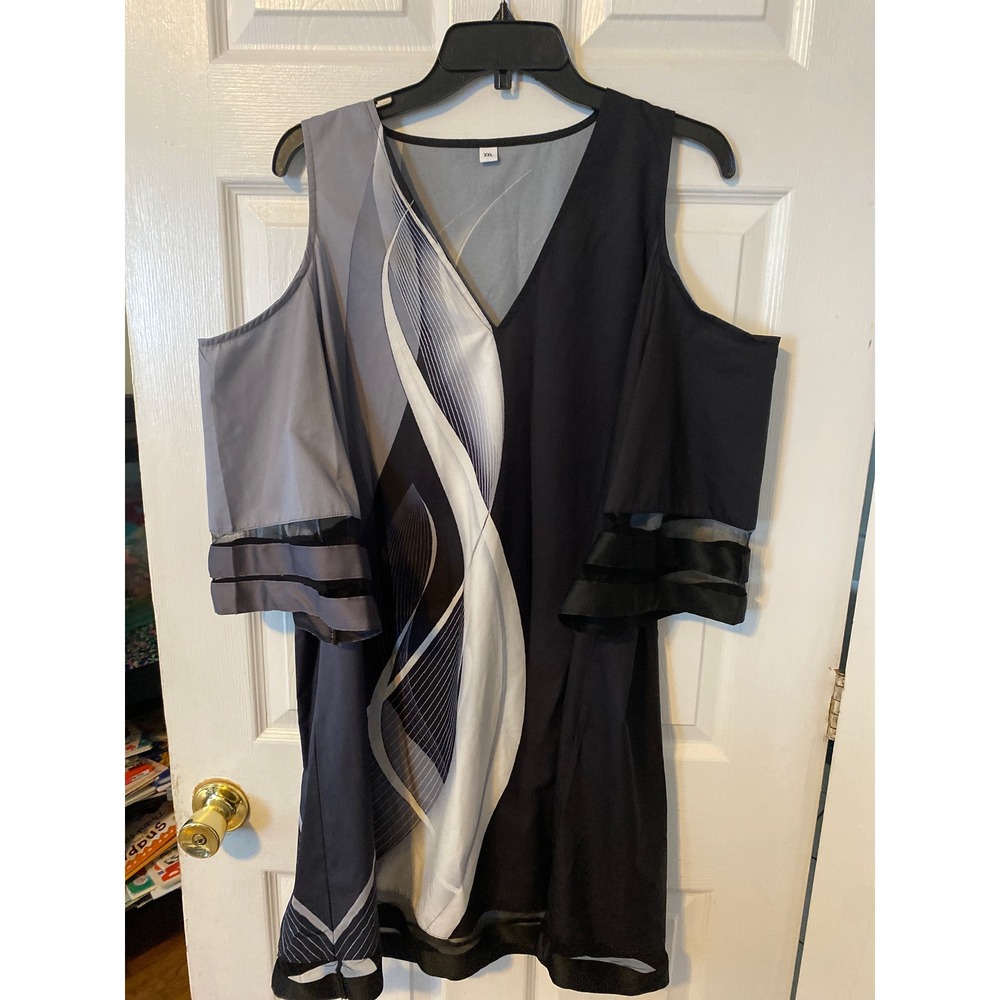 Abstract Graphic Cold Shoulder V-Neck Tunic Top Black Grey White XXL
